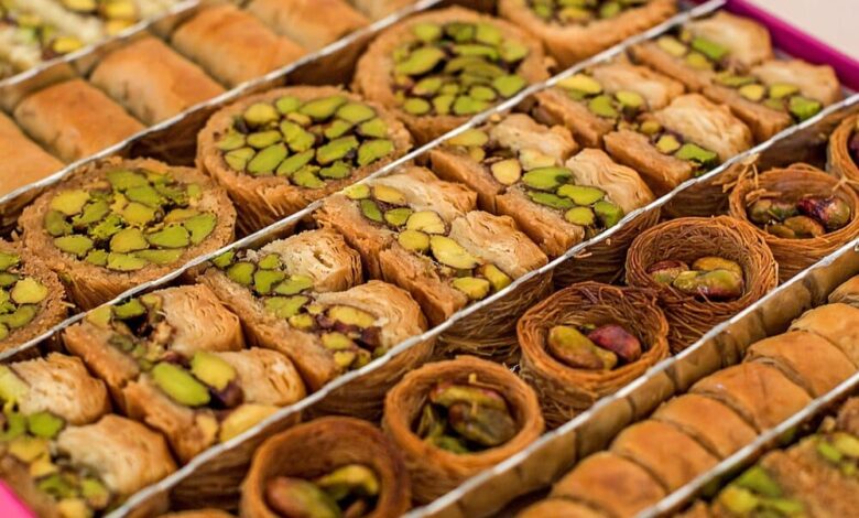 محلات حلويات في العراق