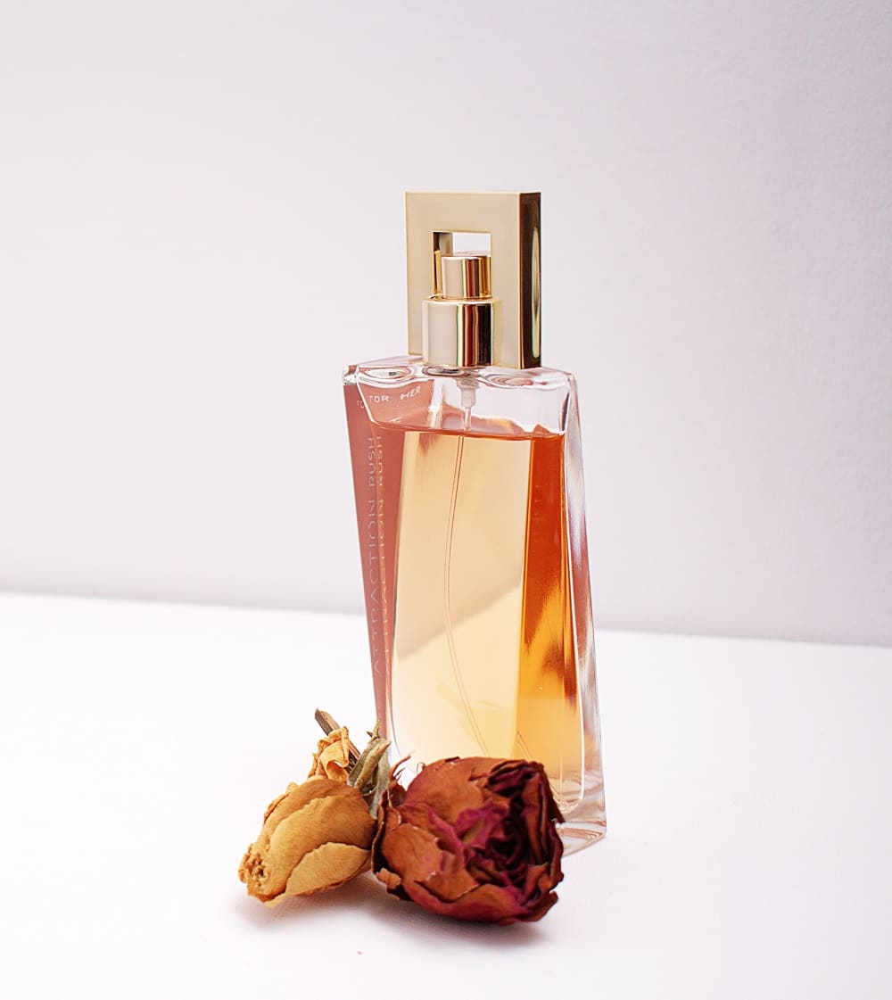 محلات عطور في الإمارات