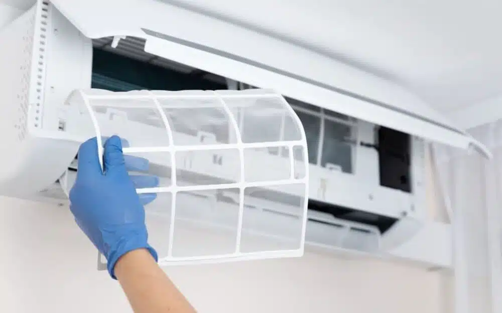 Freon-powered portable air conditioners