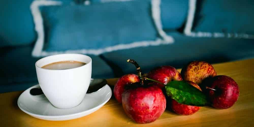 هل التفاح بديل القهوة